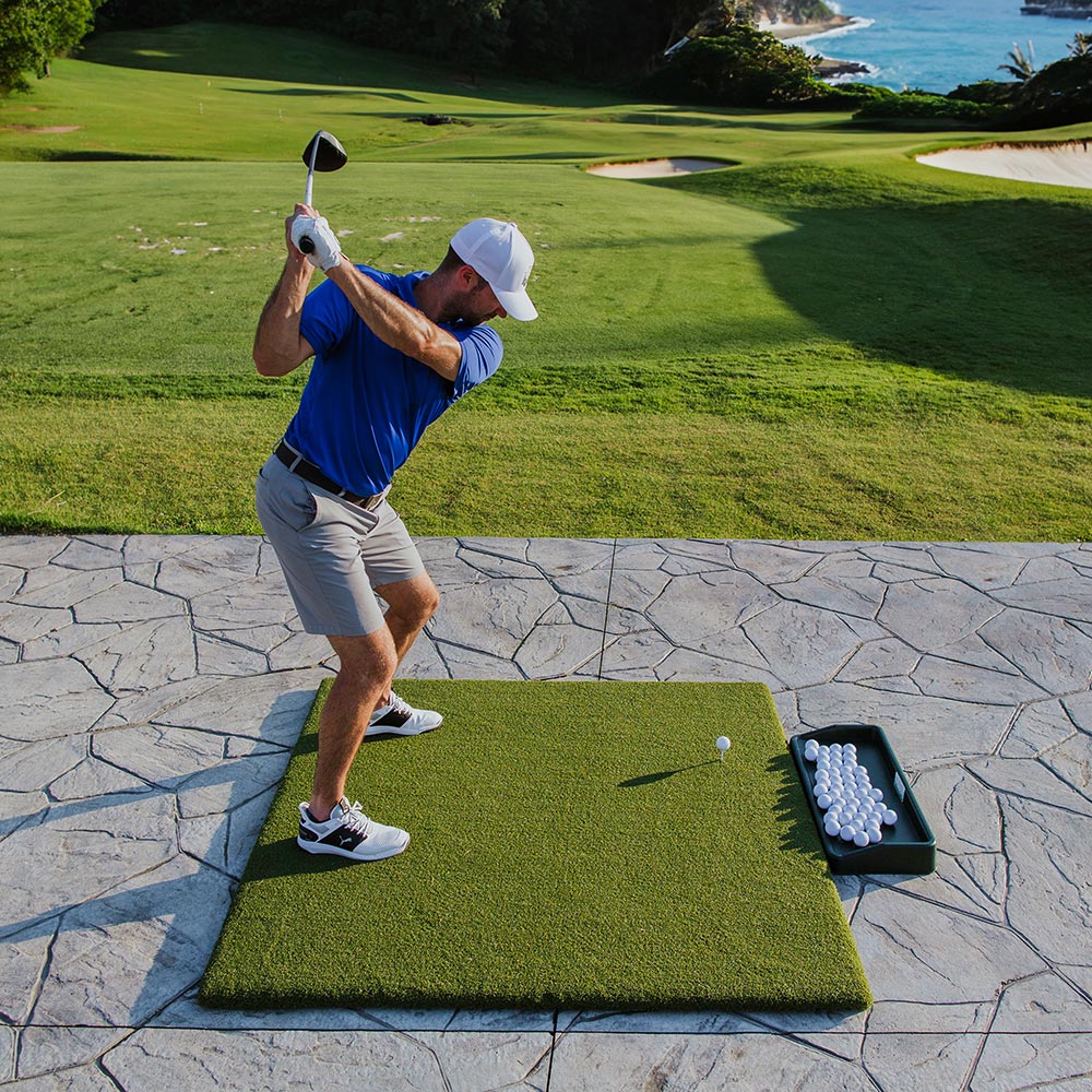 Country Club Elite® Golf Mats · Real Feel Golf Mats