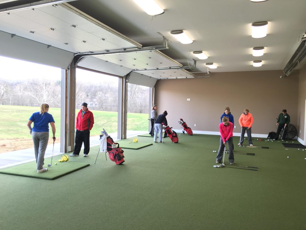 Quick & True Putting Turf™ · Real Feel Golf Mats